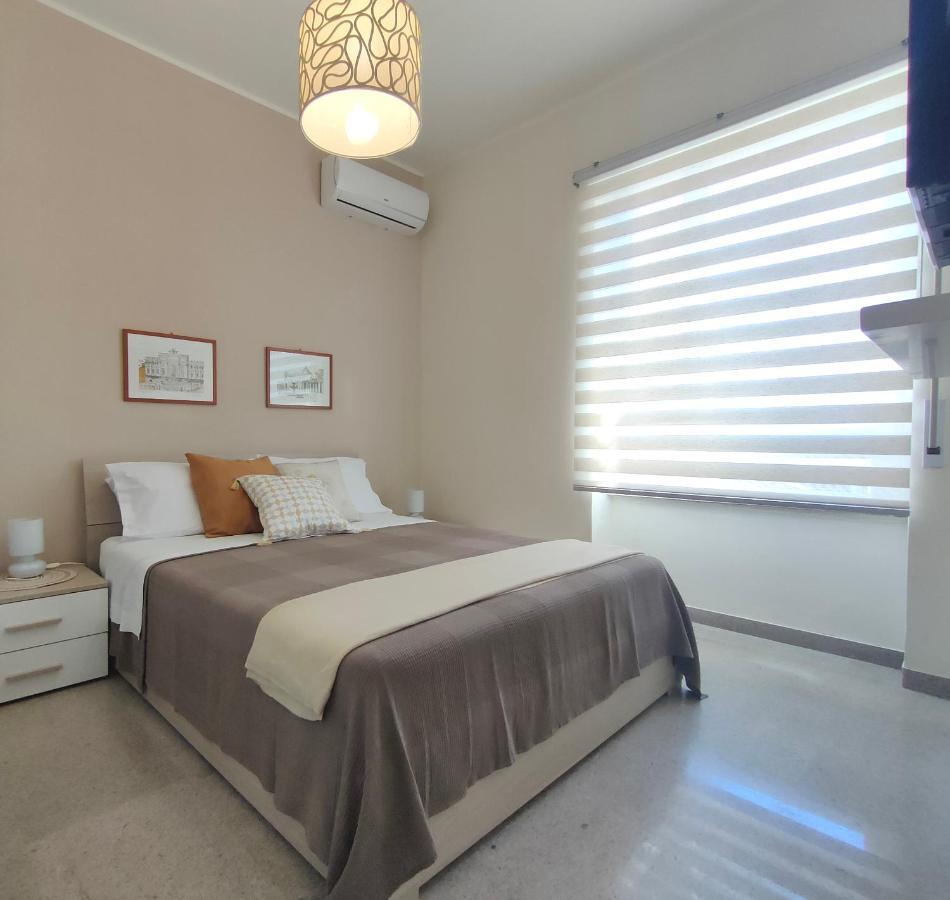 Ciauru I Mari - Elegante Appartamento Ortigia Syrakusa Exteriör bild