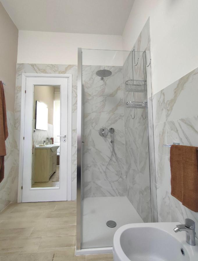 Ciauru I Mari - Elegante Appartamento Ortigia Syrakusa Exteriör bild