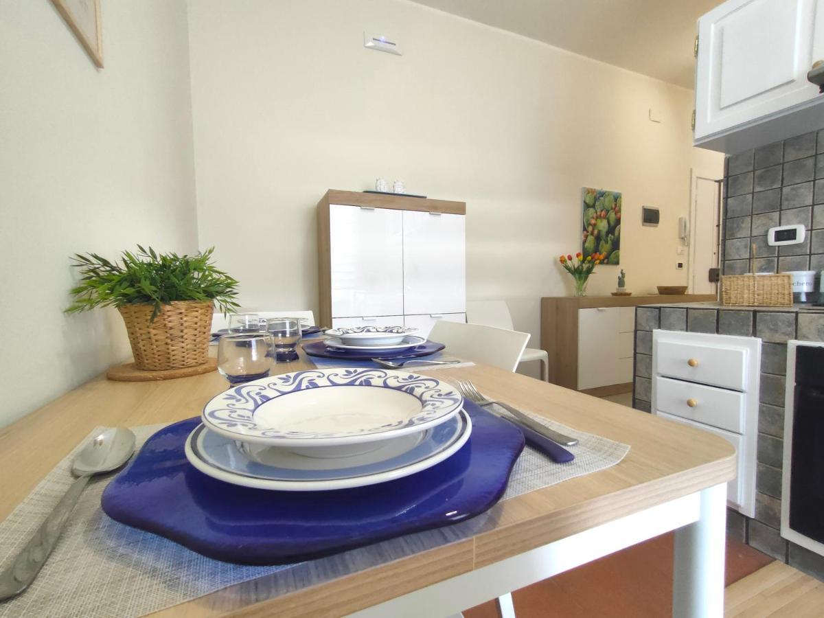 Ciauru I Mari - Elegante Appartamento Ortigia Syrakusa Exteriör bild
